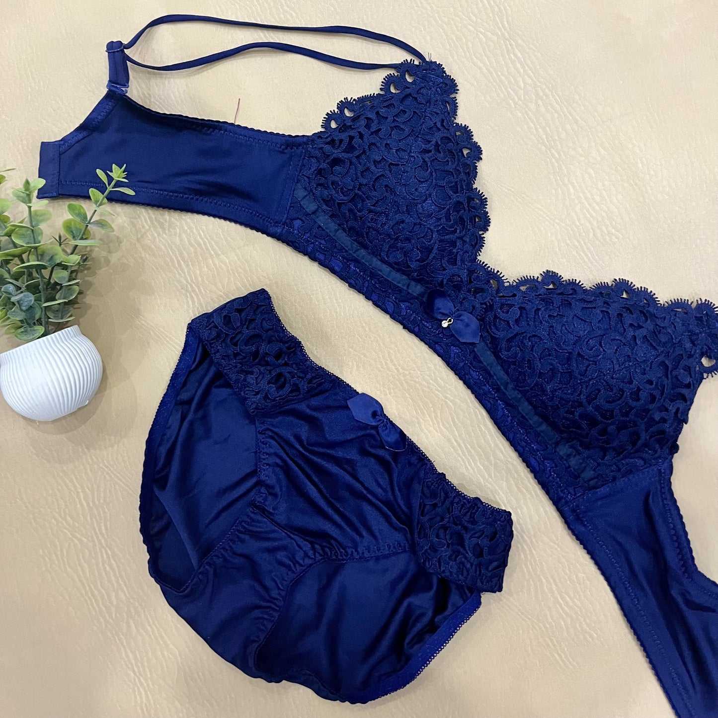 Double-Strapped Bra & Panty Set – Soft Lace Elegance-Hoorish