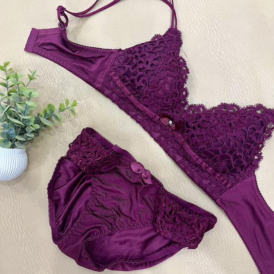 Double-Strapped Bra & Panty Set – Soft Lace Elegance-Hoorish
